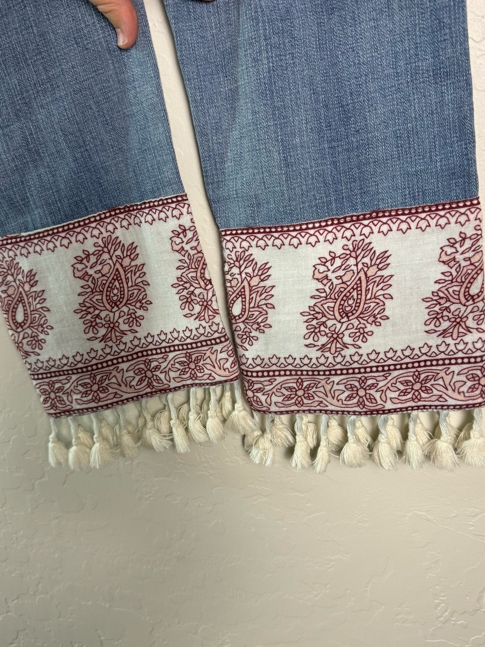 Pilcro & The Letterpress Hyphen Mid-Rise Bandana Tassel Boyfriend Jean 27 - Picture 7 of 16